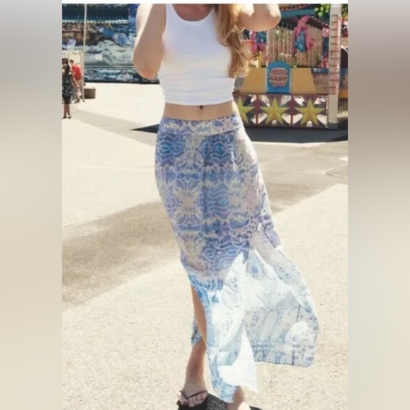 Maeve by Anthropologie 100% Silk Maxi Skirt‎ Watercolor Boho Purple Blue Large - Picture 3 of 9